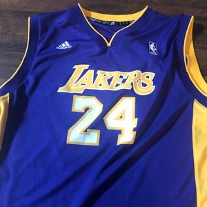Women’s Lakers jersey Bryant #24